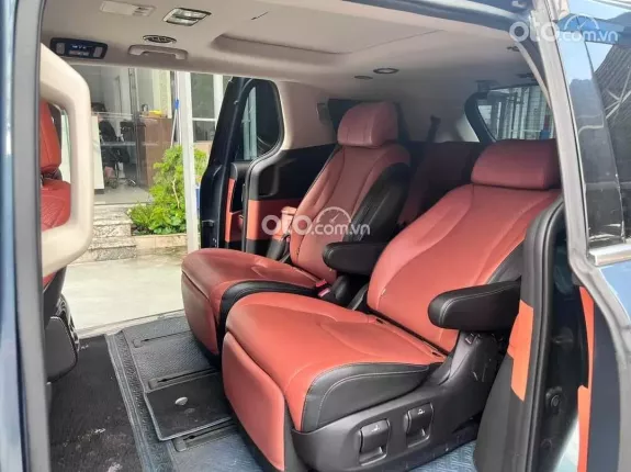 Kia Carnival 2.2D Signature 2022 - Màu xanh ngọc, lướt 3,3 vạn km, hỗ trợ trả góp