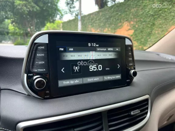 Hyundai Tucson 2.0 Dầu Cao cấp 2021 - Odo 2,4 vạn km
