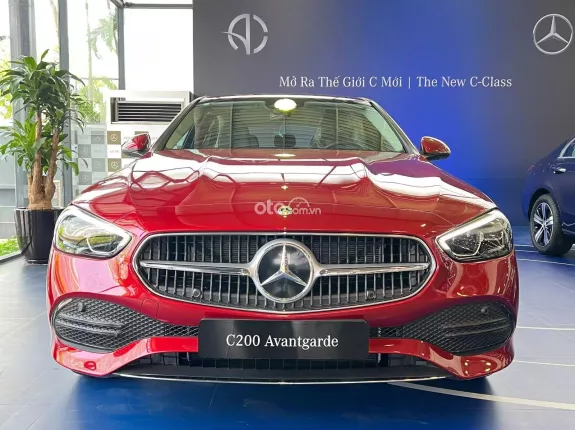 Mercedes-Benz C200 Avantgarde 2024 - Đủ màu, giao ngay, tặng 50% phí trước bạ, tặng tiền mặt cùng vô vàn quà tặng theo xe, giá tốt