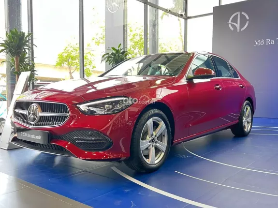 Mercedes-Benz C200 Avantgarde 2024 - Đủ màu, giao ngay, tặng 50% phí trước bạ, tặng tiền mặt cùng vô vàn quà tặng theo xe, giá tốt