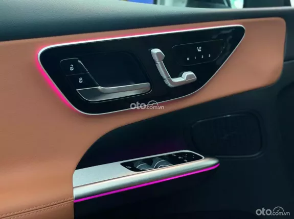 Mercedes-Benz GLC 200 4Matic 2024 - Giá tốt nhất, sẵn xe, đủ màu, tặng 50% phí trước bạ, giao ngay cho khách