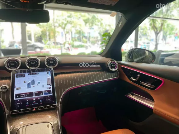 Mercedes-Benz GLC 200 4Matic 2024 - Giá tốt nhất, sẵn xe, đủ màu, tặng 50% phí trước bạ, giao ngay cho khách