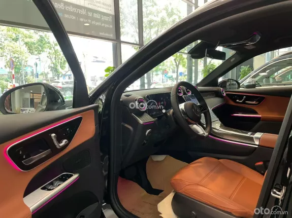 Mercedes-Benz GLC 200 4Matic 2024 - Giá tốt nhất, sẵn xe, đủ màu, tặng 50% phí trước bạ, giao ngay cho khách