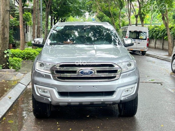 Ford Everest Titanium 2.2L 4x2 AT 2016 - Xe chất giá tốt