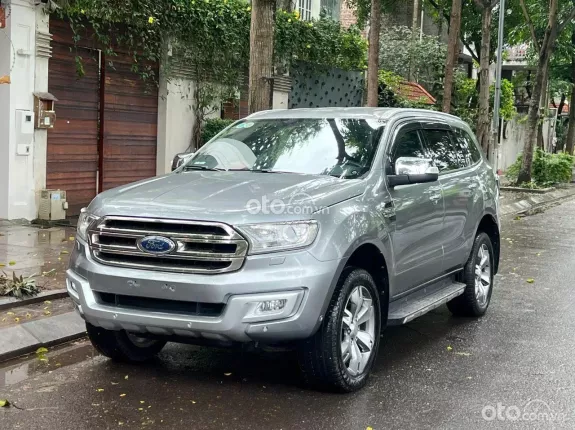Ford Everest Titanium 2.2L 4x2 AT 2016 - Xe chất giá tốt