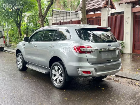 Ford Everest Titanium 2.2L 4x2 AT 2016 - Xe chất giá tốt