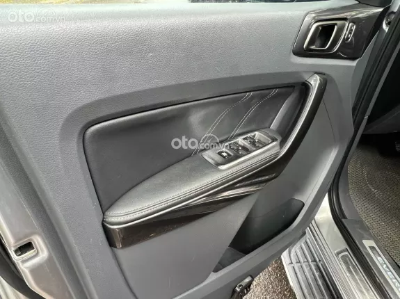 Ford Everest Titanium 2.2L 4x2 AT 2016 - Xe chất giá tốt