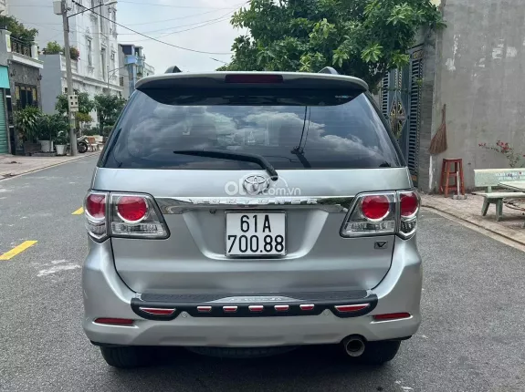 Toyota Fortuner 2012 - Giá thương lượng, có bớt lộc