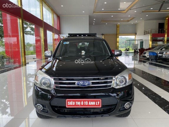 Ford Everest 2.5 MT 2014 - SUV 7 chỗ cực đẹp, máy dầu cực khỏe, keo chỉ Zin tuyệt đối