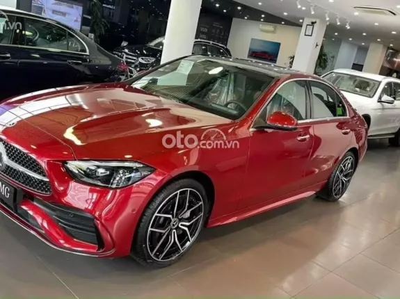 Mercedes-Benz C300 AMG 2024 - Đủ màu, giao ngay, tặng 50% phí trước bạ cùng quà tặng liền tay