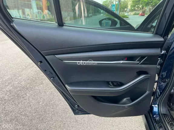 Mazda 3 Sedan 1.5L Deluxe 2022 - Xe đẹp giá tốt, hỗ trợ trả góp