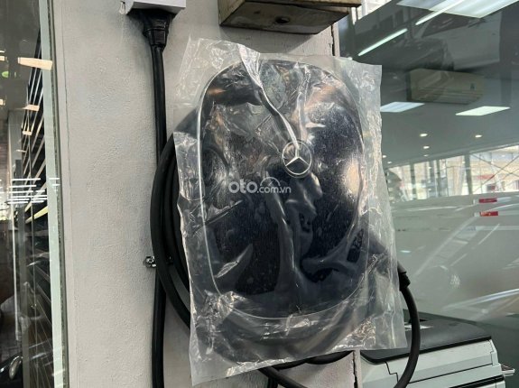 Mercedes-Benz EQS 580 4Matic 2024 - Quà tặng và phụ kiện theo xe rực rỡ