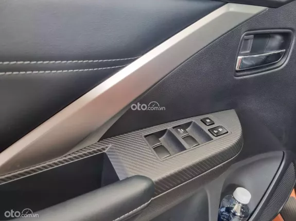 Mitsubishi Xpander Cross 1.5 AT 2023 - Nhập Indo, lướt 3.000km, hỗ trợ góp