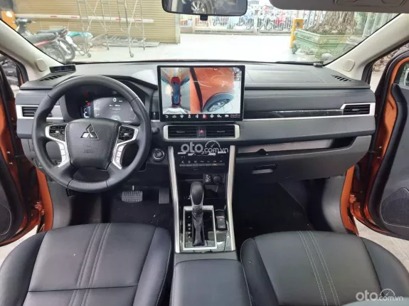Mitsubishi Xpander Cross 1.5 AT 2023 - Nhập Indo, lướt 3.000km, hỗ trợ góp