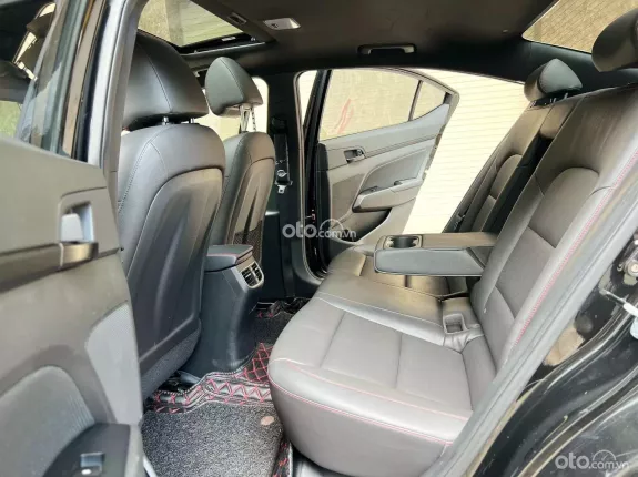 Hyundai Elantra Sport 1.6 2020 - Bao quay đầu 1 năm 10% theo giá thị trường