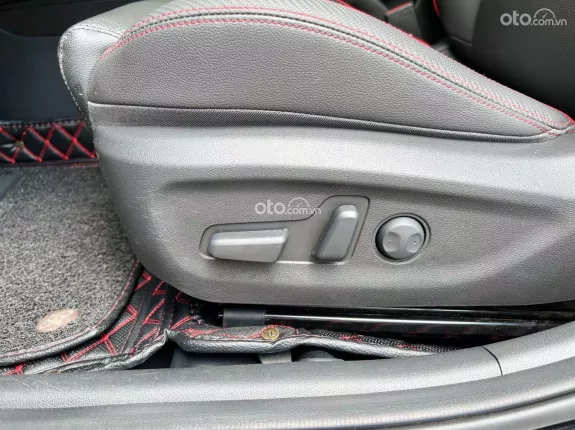 Hyundai Elantra Sport 1.6 2020 - Bao quay đầu 1 năm 10% theo giá thị trường