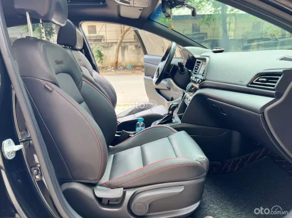 Hyundai Elantra Sport 1.6 2020 - Bao quay đầu 1 năm 10% theo giá thị trường