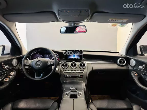 Mercedes-Benz C200 2018 - Xe bảo dưỡng đầy đủ - Nâng cấp thêm Tua bin Led, loa xoay Burm