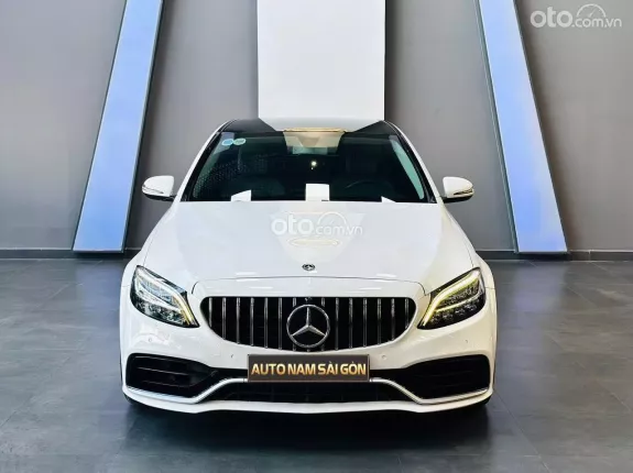 Mercedes-Benz C200 2019 - Một chủ mua mới, bảo dưỡng hãng đầy đủ