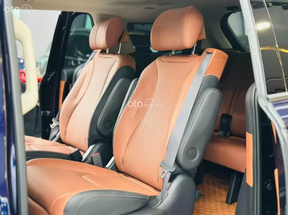 Kia Carnival 2.2D Signature 2022 - Một chủ mua mới, bảo dưỡng hãng đầy đủ