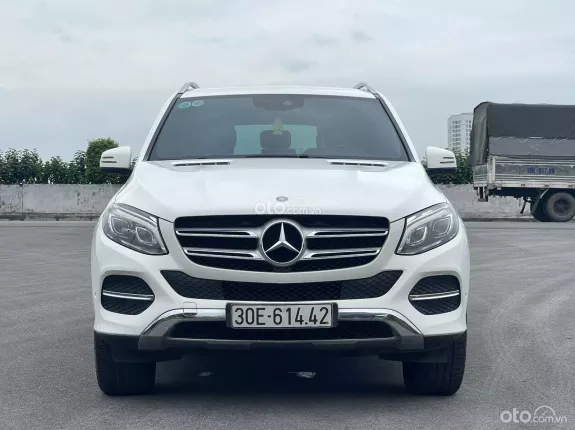 Mercedes-Benz GLE 400 2016 - Xe đẹp như mới, trang bị full option hiện đại