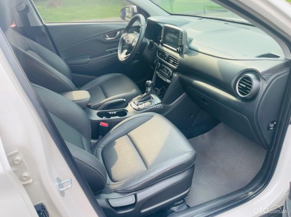 Hyundai Kona 2.0 AT Đặc biệt 2019 - 4,7v zin bản full