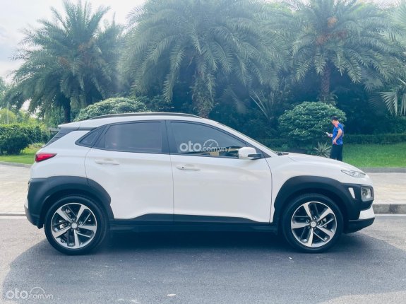 Hyundai Kona 2.0 AT Đặc biệt 2019 - 4,7v zin bản full