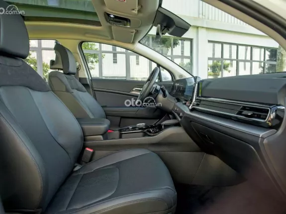Kia Sportage 2.0G Luxury 2024 - Giá chỉ từ 779 triệu