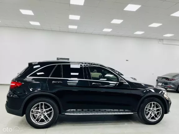 Mercedes-Benz GLC 200 4Matic 2019 - 1 tỷ 379 triệu
