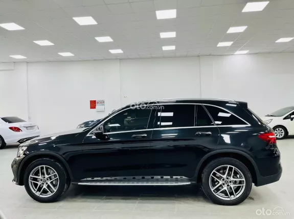 Mercedes-Benz GLC 200 4Matic 2019 - 1 tỷ 379 triệu