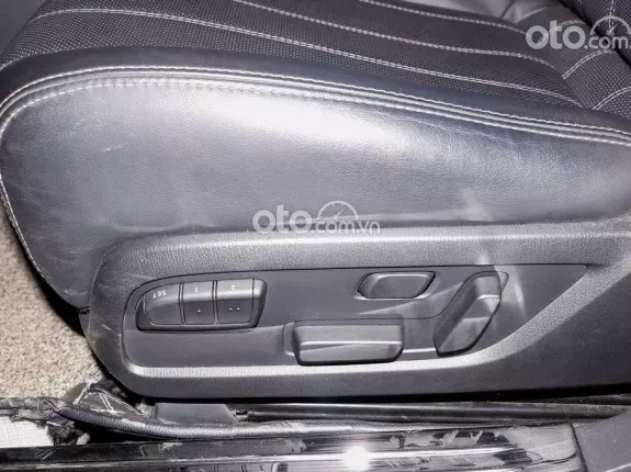 Mazda 6 2022 - Mazda 6 2.0 AT, bản Premium Trắng 2022