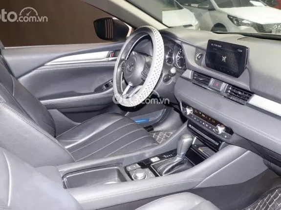 Mazda 6 2022 - Mazda 6 2.0 AT, bản Premium Trắng 2022