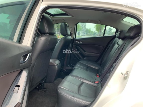 Mazda 3 Sedan 1.5L Luxury 2019 - Full option