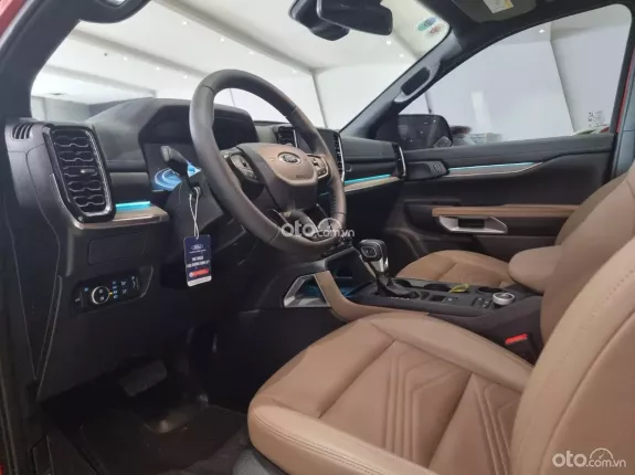 Ford Everest Titanium 2.0 AT 4x2 2022 - Nhập Thái, lướt 3,4v km, hỗ trợ góp toàn quốc