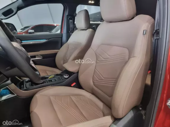 Ford Everest Titanium 2.0 AT 4x2 2022 - Nhập Thái, lướt 3,4v km, hỗ trợ góp toàn quốc