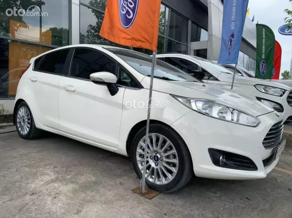 Ford Fiesta Sport 1.5L AT 2016 - FORD FIESTA 2016 SPORT_1 CHỦ XE GIA ĐÌNH ĐI RẤT ÍT