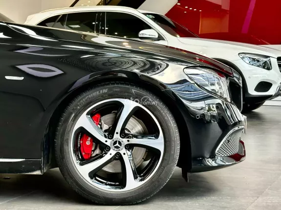 Mercedes-Benz E200 Sport 2019 - Xe một chủ mua mới bảo dưỡng hãng đầy đủ