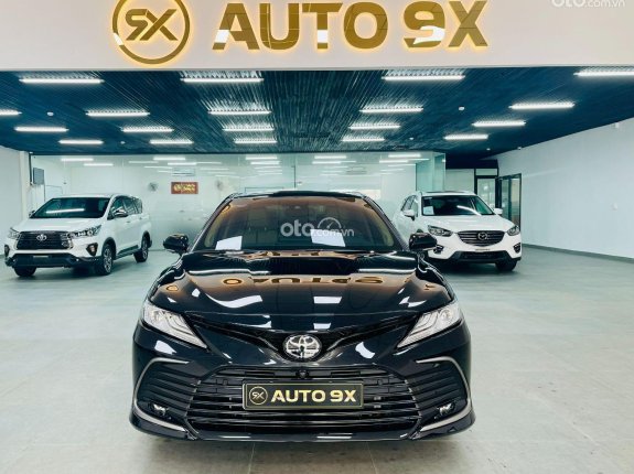 Toyota Camry 2.5Q 2023 - Động cơ xăng 2.5L - Hộp số tự động 8 cấp mạnh mẽ