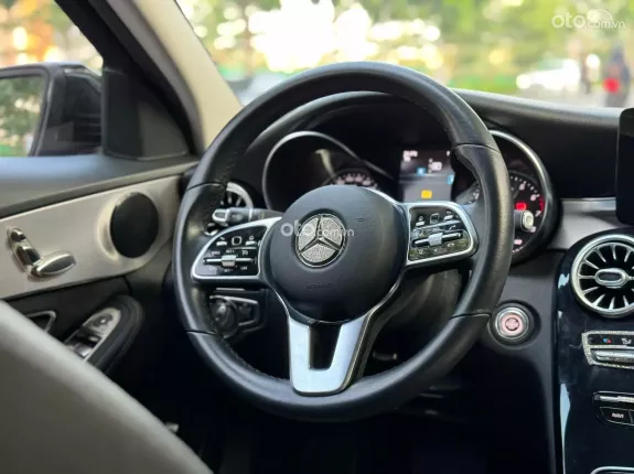 Mercedes-Benz C180 AMG 2020 - 888 triệu