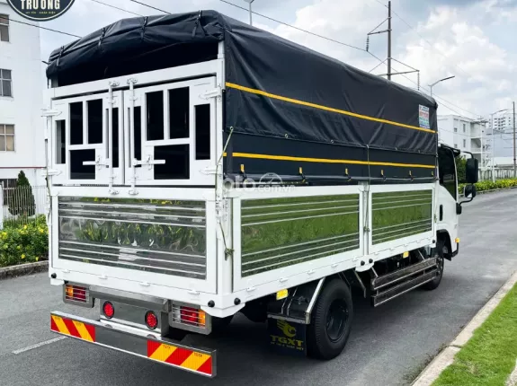 Isuzu QKR 210 2024 - Xe Tải ISUZU QKR210 Thùng mui bạt Tải 1.9T Dài 4.3m SX 2024