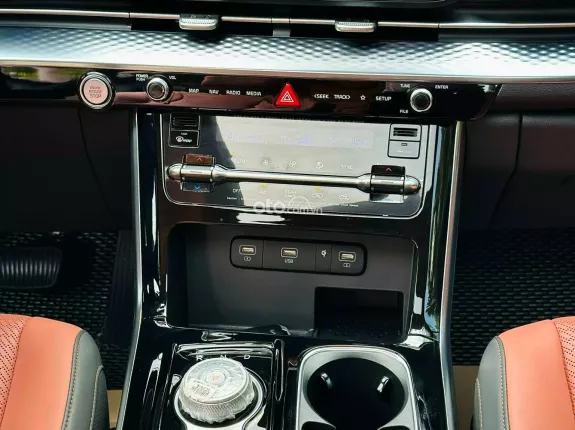 Kia Carnival 2.2D Signature 2022 - Động cơ dầu 2.2D - Hộp số tự động 8 cấp