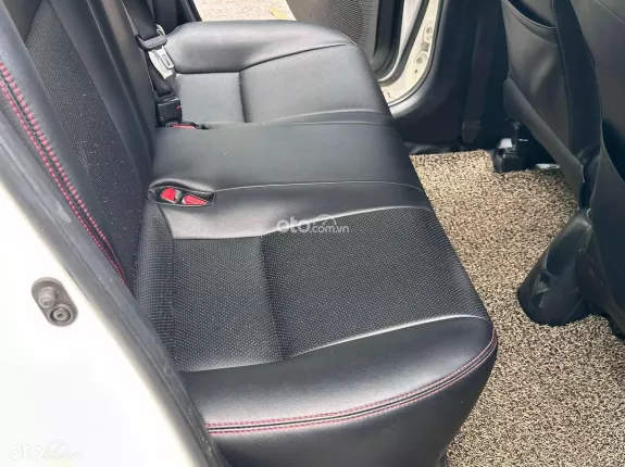 Toyota Yaris 1.5G 2017 - Xe phù hợp với các chị em văn phòng giá tốt cạnh tranh toàn quốc