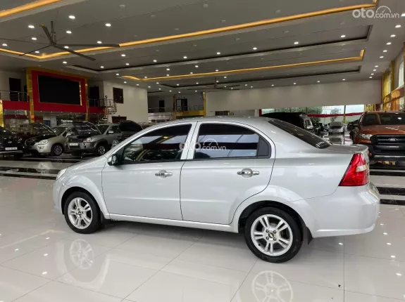 Chevrolet Aveo LT 1.5 MT 2017 - Sedan 5 chỗ giá rẻ, máy số ngon, thân vỏ chắc chắn