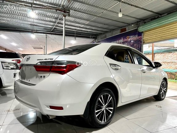 Toyota Corolla Altis 2019 - Tư nhân 1 chủ full option đẹp mê ly