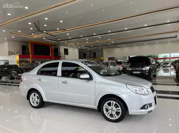Chevrolet Aveo LT 1.5 MT 2017 - Sedan 5 chỗ giá rẻ, máy số ngon, thân vỏ chắc chắn
