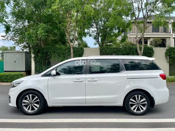 Kia Sedona 2018 - Xe 1 chủ từ đầu, đi giữ gìn, giá tốt giao ngay