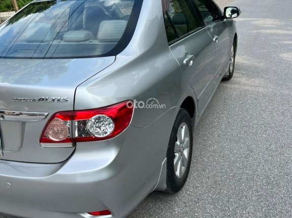 Toyota Corolla Altis 2012 - Xe tư nhân, hồ sơ cầm tay. Xe đẹp, zin hết, máy số keo chỉ zin. Nội ngoại thất xuất sắc