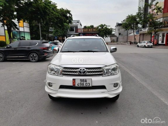 Toyota Fortuner 2.7V TRD 4x4 2012 - Odo 9 vạn km giá 386 triệu