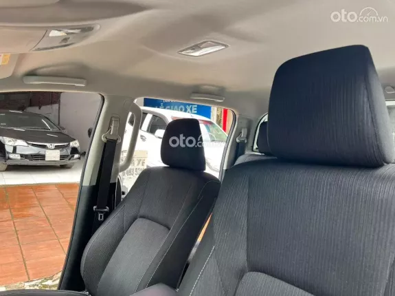 Toyota Hilux 2.4E 4×2 AT 2020 - Tư nhân lốp theo cả dàn - giá chỉ hơn 600tr