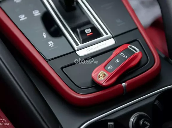 Porsche Cayenne 2019 - Hỗ trợ bank 70%